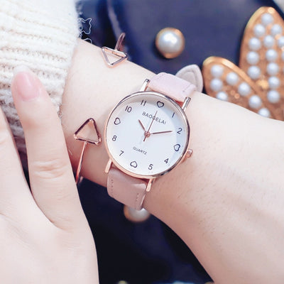 Love scale simple women quartz watch with vintage leather